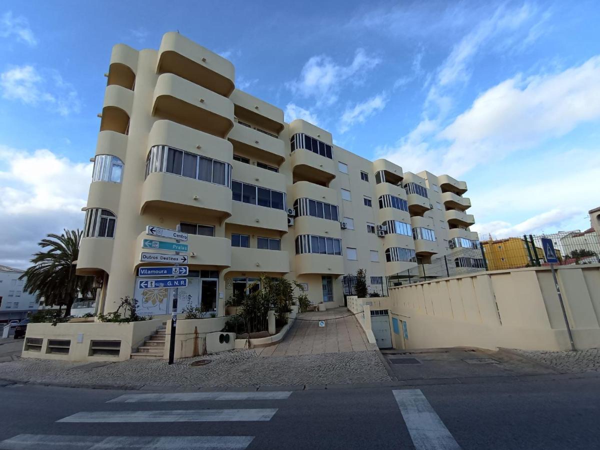 Love Shack Flat In Quarteira Center Εξωτερικό φωτογραφία