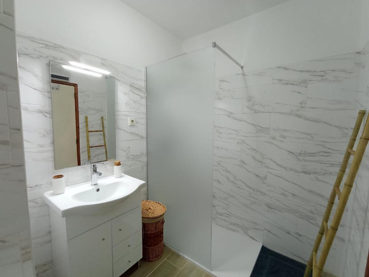 Love Shack Flat In Quarteira Center Εξωτερικό φωτογραφία