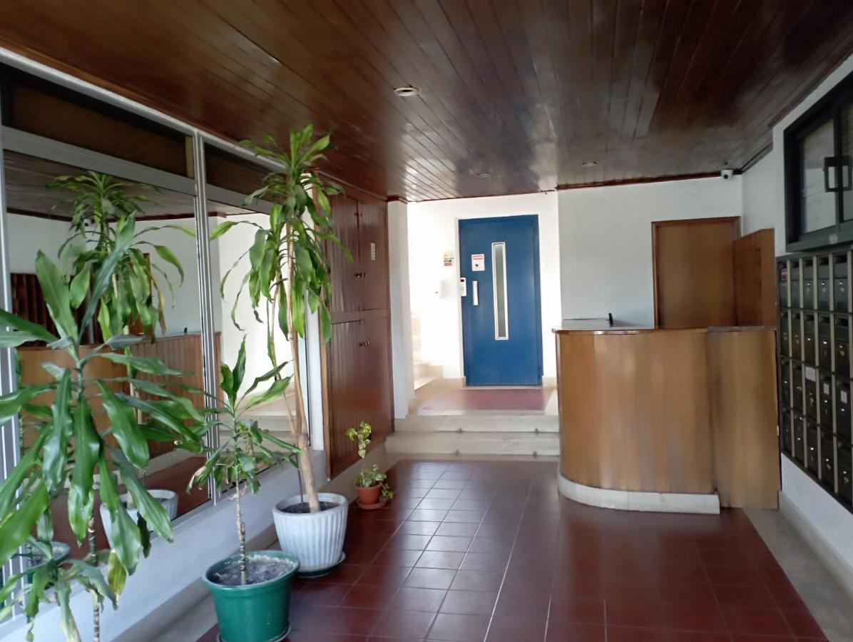 Love Shack Flat In Quarteira Center Εξωτερικό φωτογραφία